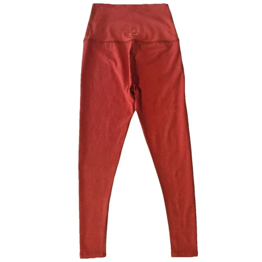 Beyond Yoga Spacedye Caught In The Midi High Waisted Leggings XS Red Sand NWOT - Picture 4 of 7